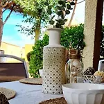 T3 Clim Piscine Chauffee Proche De La Parking Dans Village 아파트 아그