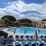 아파트 T3 Clim Piscine Chauffee Proche De La Parking Dans Village