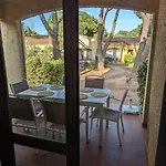 아파트 T3 Clim Piscine Chauffee Proche De La Parking Dans Village *