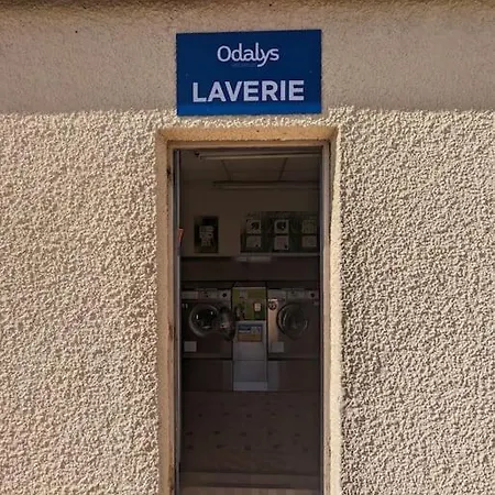 T3 Clim Piscine Chauffee Proche De La Parking Dans Village Apartamento *