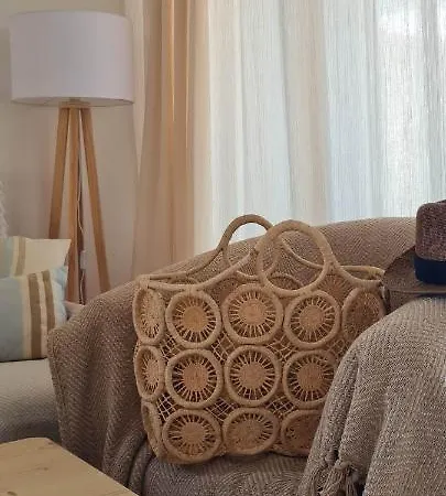 T3 Clim Piscine Chauffee Proche De La Parking Dans Village Agde