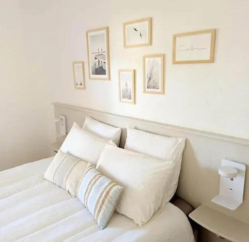 Appartamento T3 Clim Piscine Chauffée Proche De La Parking Dans Village