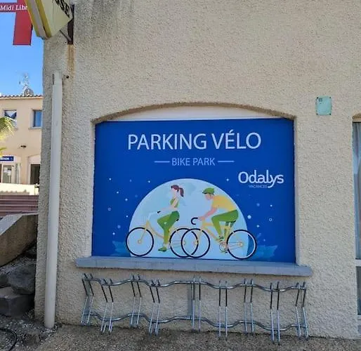 Appartamento T3 Clim Piscine Chauffée Proche De La Parking Dans Village *