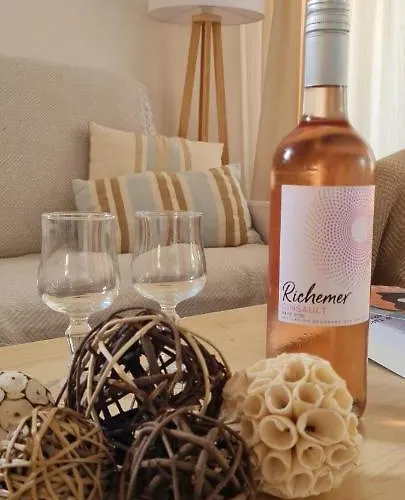 T3 Clim Piscine Chauffee Proche De La Parking Dans Village Lägenhet *